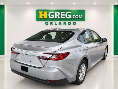 Used 2025 Toyota Camry LE FWD image 6
