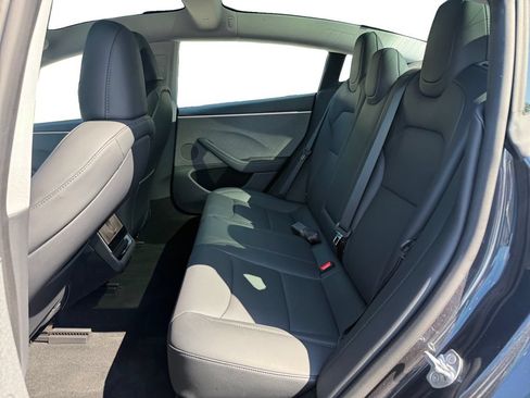 Used 2025 Tesla Model 3 Long Range RWD image 13