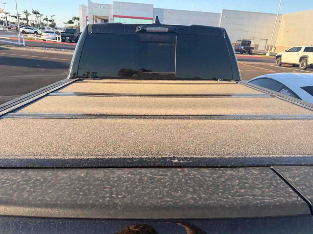 Used 2022 RAM 1500 Laramie AWD/4WD image 7
