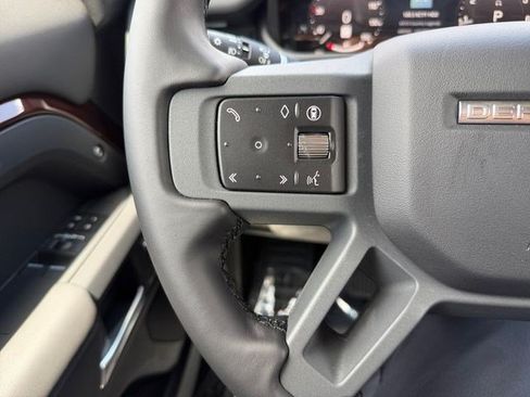 New 2026 Land Rover Defender 90 X-Dynamic SE AWD/4WD image 22