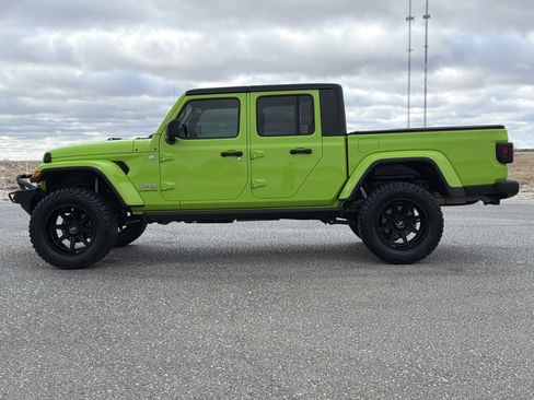 Used 2021 Jeep Gladiator Overland w/ Popular Equipment Package image 27