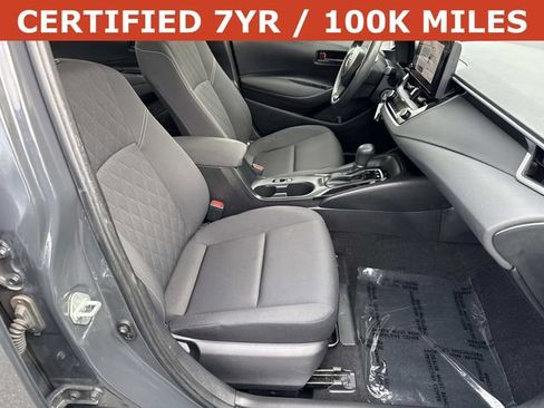 Used 2023 Toyota Corolla LE image 9