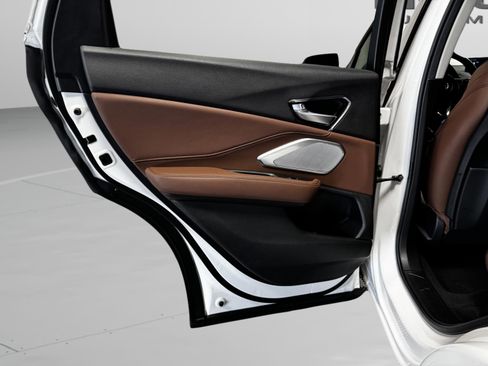 Used 2024 Acura RDX SH-AWD w/ Advance Package image 37