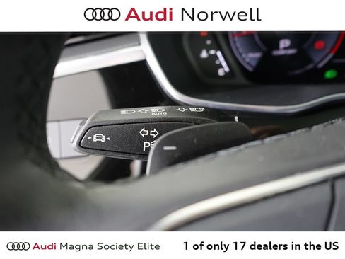 Used 2023 Audi Q3 2.0T Premium Plus w/ Premium Plus Package AWD/4WD image 28