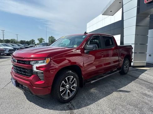Certified 2022 Chevrolet Silverado 1500 RST w/ Convenience Package II AWD/4WD image 3
