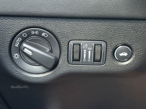 Used 2023 Dodge Charger SRT Hellcat w/ Harman/Kardon Audio Group image 23