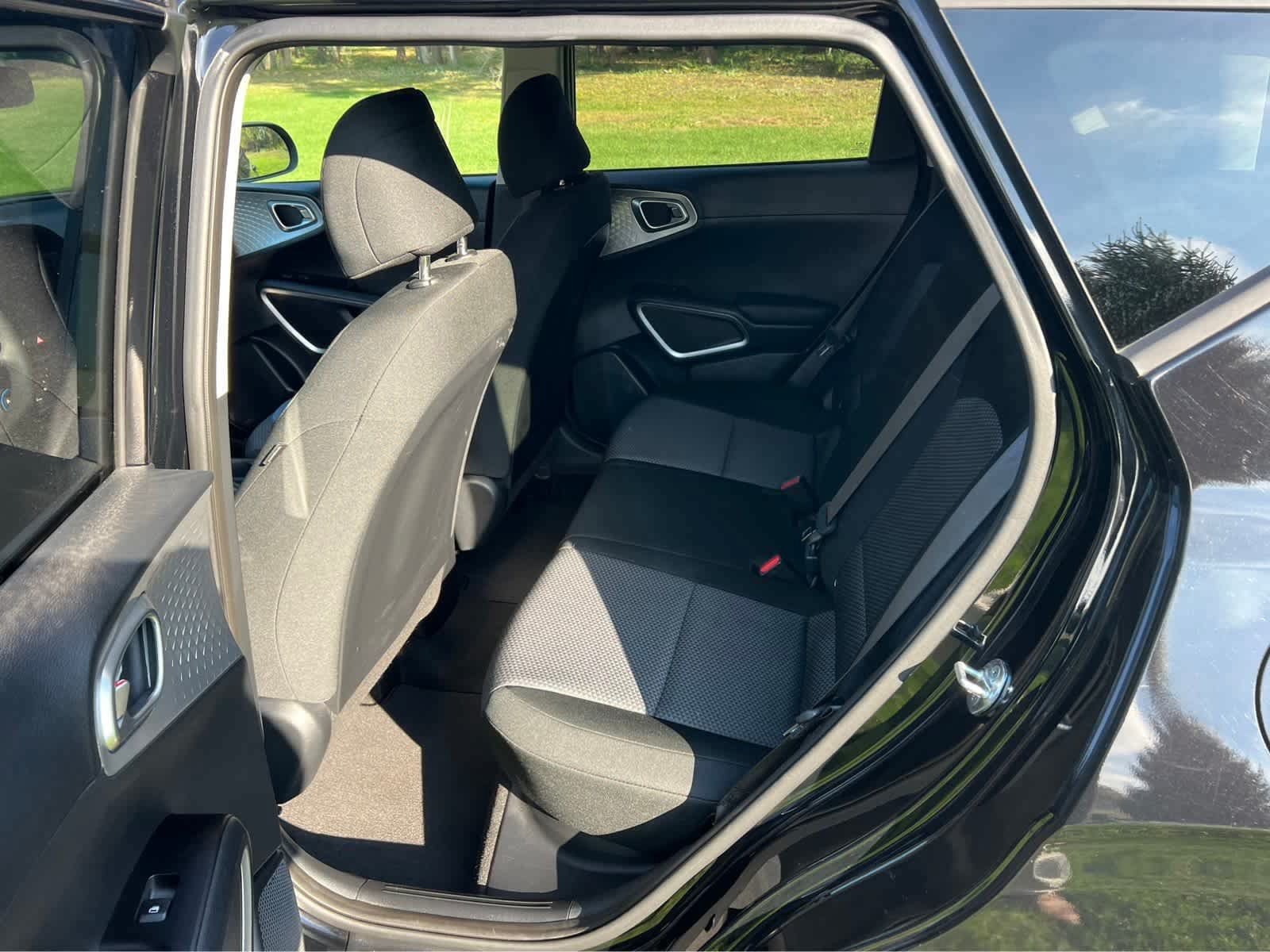 Used 2022 Kia Soul LX w/ Technology Package FWD image 10