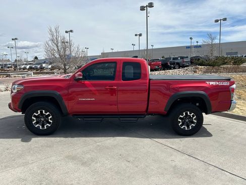 Used 2023 Toyota Tacoma TRD Off-Road AWD/4WD image 5