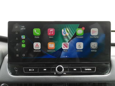 Used 2025 Mitsubishi Outlander SE FWD image 9