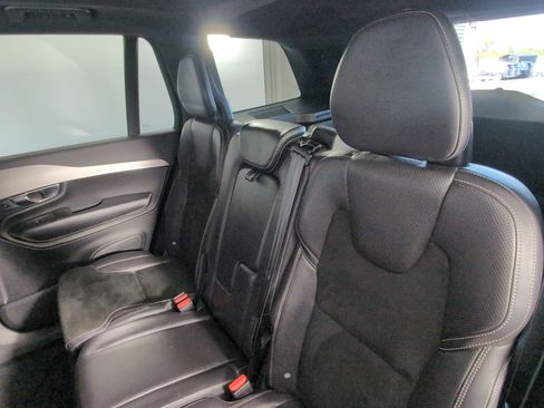Used 2016 Volvo XC90 T5 R-Design image 28