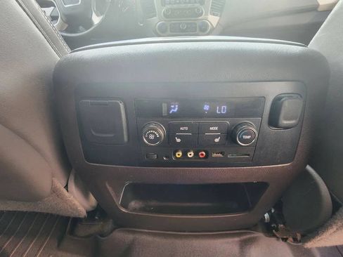 Used 2016 GMC Yukon XL Denali w/ Open Road Package AWD/4WD image 19