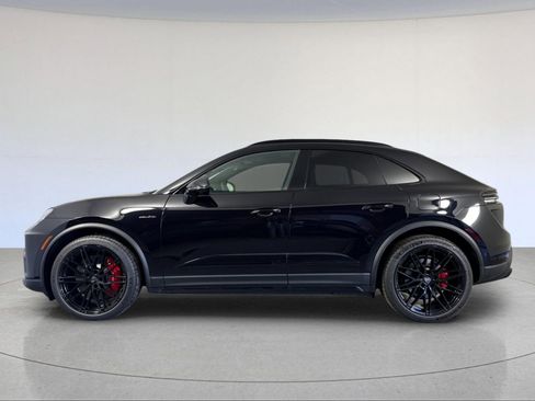 New 2025 Porsche Macan Turbo Electric image 2