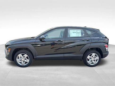 New 2026 Hyundai Kona SE AWD/4WD image 2