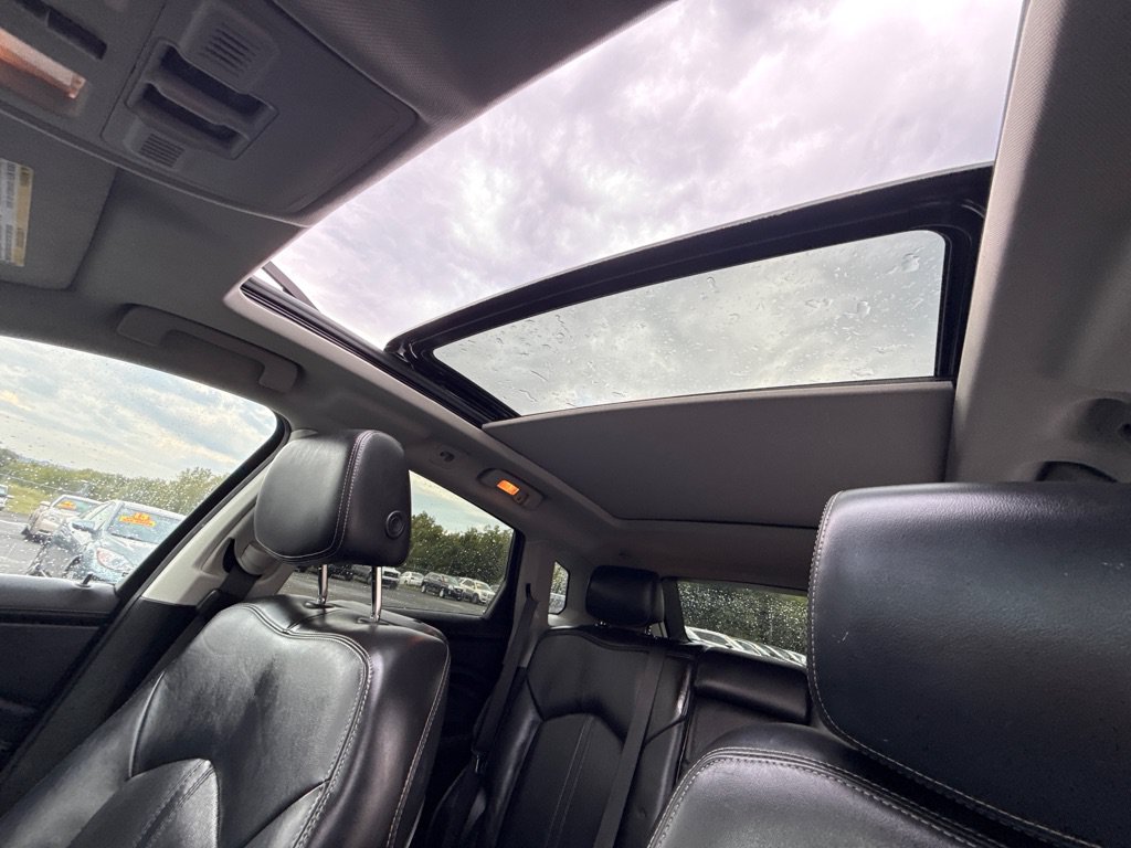 Used 2012 Cadillac SRX Premium FWD image 14
