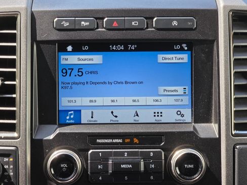 Used 2018 Ford F150 Raptor w/ Equipment Group 802A Luxury image 26