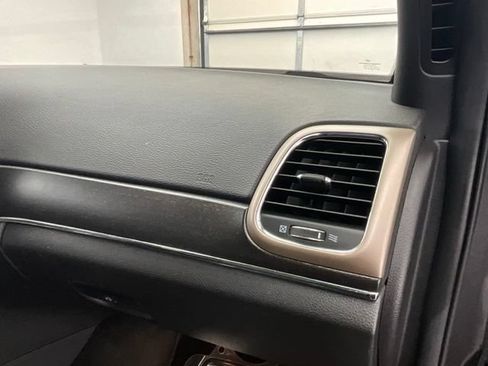 Used 2015 Jeep Grand Cherokee Limited AWD/4WD image 11
