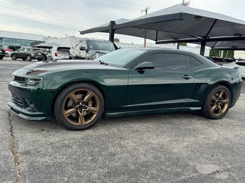 Used 2015 Chevrolet Camaro SS w/ Green Flash Special Edition RWD image 3