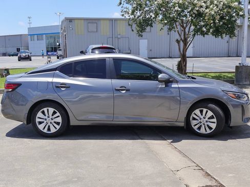 Used 2024 Nissan Sentra S FWD image 20