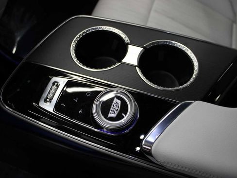 Used 2024 Cadillac Lyriq Luxury AWD/4WD image 42