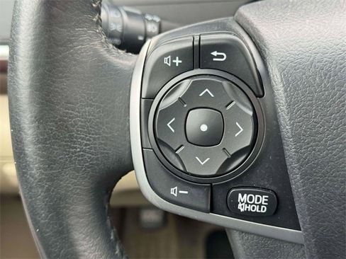 Used 2014 Toyota Camry XLE image 22