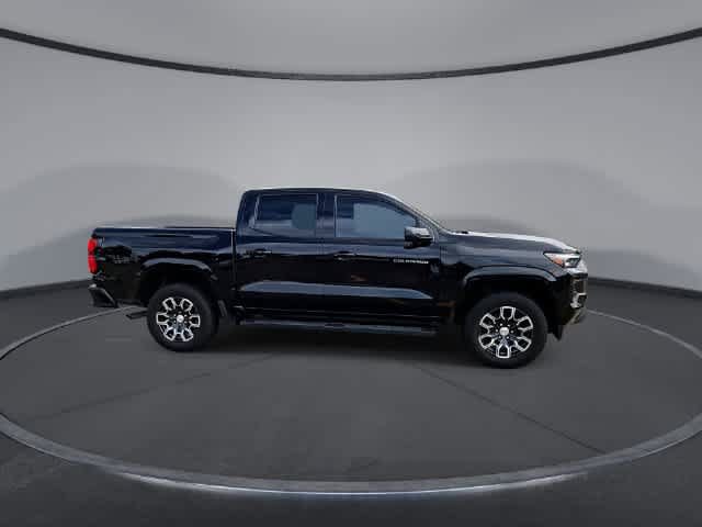Used 2024 Chevrolet Colorado LT w/ LT Convenience Package III RWD image 9