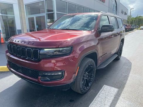 Used 2025 Jeep Wagoneer Series II w/ Convenience Group I image 4