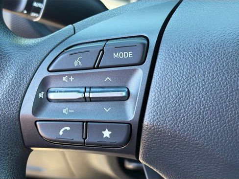 Used 2023 Hyundai Kona SEL AWD/4WD image 14