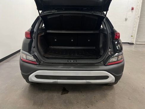 Used 2023 Hyundai Kona SE image 24