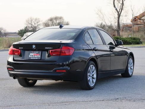 Used 2018 BMW 320i xDrive Sedan image 9