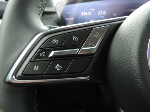 Used 2025 Buick Envision Avenir AWD/4WD image 27
