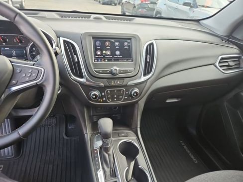 Used 2024 Chevrolet Equinox LT image 17