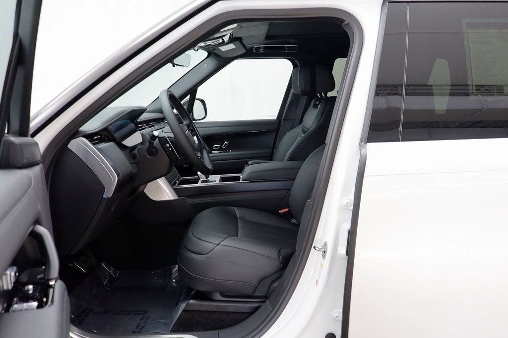 New 2025 Land Rover Range Rover SV AWD/4WD image 8