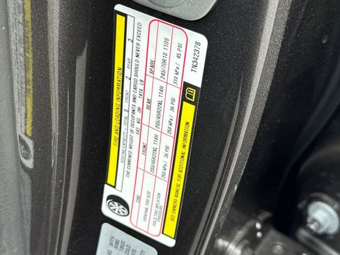 New 2026 RAM 1500 Laramie AWD/4WD image 26