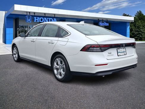 Certified 2025 Honda Accord LX image 22