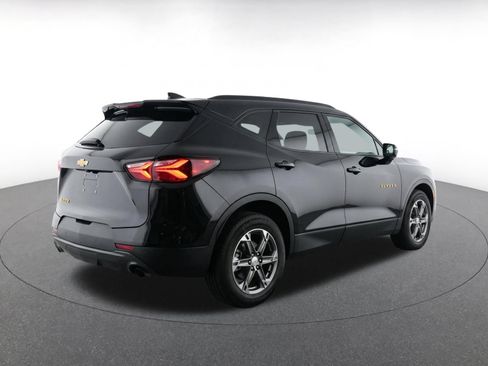 Used 2025 Chevrolet Blazer LT FWD image 8