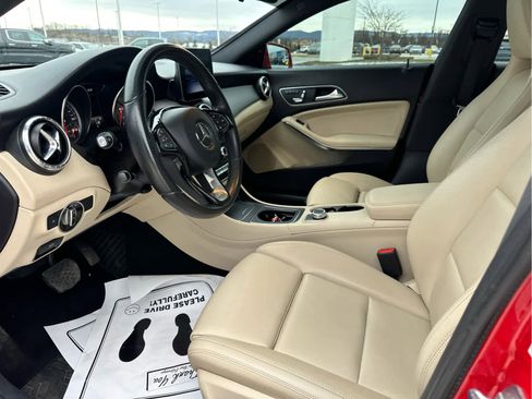 Used 2018 Mercedes-Benz CLA 250 4MATIC image 21
