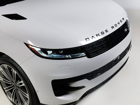 New 2026 Land Rover Range Rover Sport SE image 29
