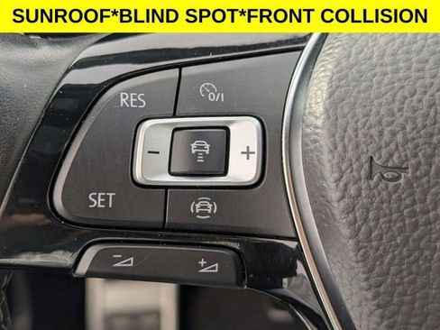 Used 2021 Volkswagen Tiguan SE R-Line w/ 3rd Row Seat Package image 17