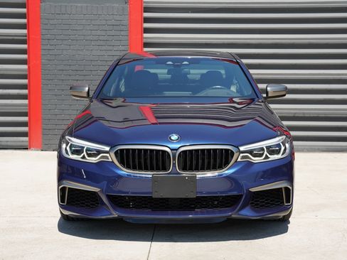 Used 2020 BMW M550i xDrive w/ Dynamic Handling Package AWD/4WD image 2