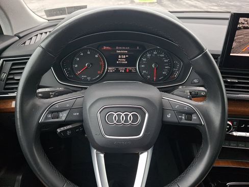 Used 2023 Audi Q5 2.0T Premium w/ Convenience Package AWD/4WD image 19