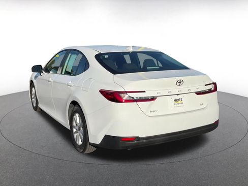 Used 2025 Toyota Camry LE image 11
