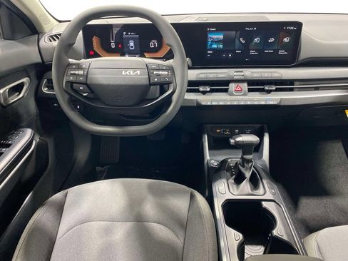 New 2026 Kia K4 EX FWD image 12