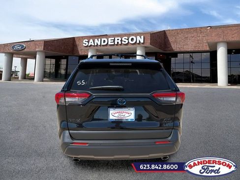 Used 2023 Toyota RAV4 XLE Premium AWD/4WD image 4