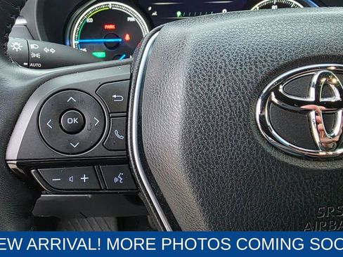 Used 2021 Toyota Venza Limited image 16