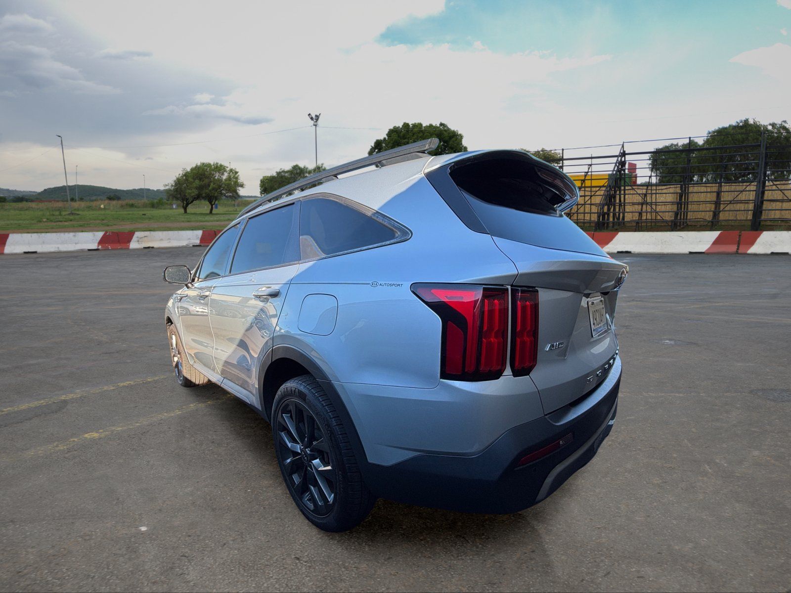 Certified 2021 Kia Sorento SX Prestige AWD/4WD image 4