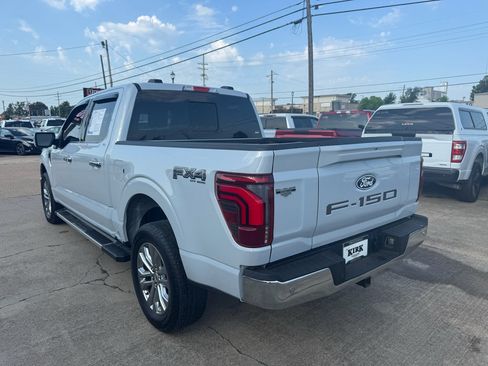 Used 2025 Ford F150 Lariat w/ Equipment Group 502A High AWD/4WD image 3
