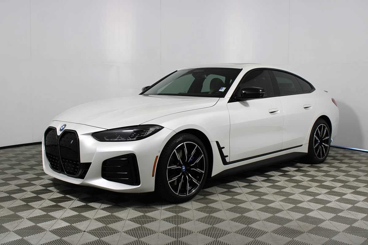 Used 2024 BMW i4 eDrive40 w/ M Sport Package RWD image 29