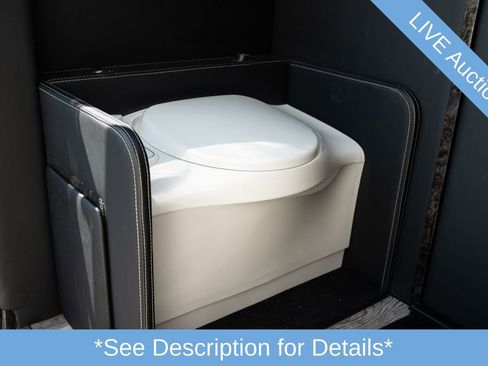 Used 2022 Mercedes-Benz Sprinter 2500 w/ Parking Package image 29