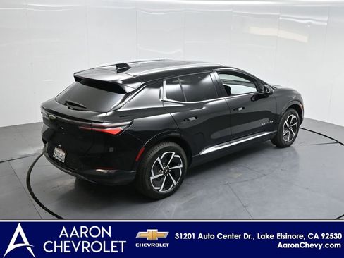 New 2025 Chevrolet Equinox EV LT image 46