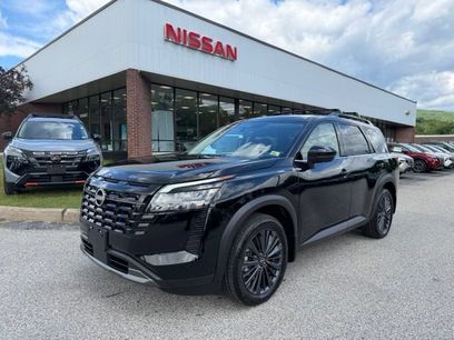 New 2026 Nissan Pathfinder SL